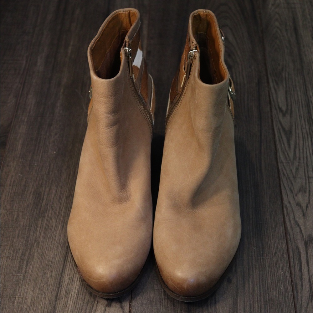 Sam Edelman Sandy Brown Chelsea Boot - Picture 3 of 6